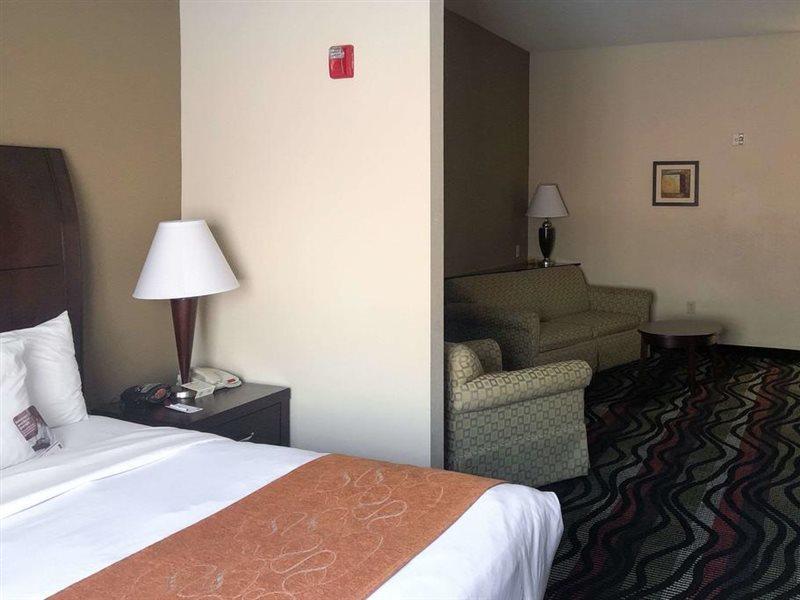 Comfort Suites Beaumont I-10 Exterior photo