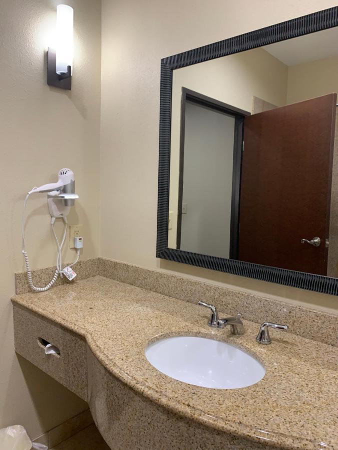 Comfort Suites Beaumont I-10 Exterior photo